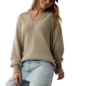 AERIE Green and Cream V-Neck Oversized Waffle Knit SZ L